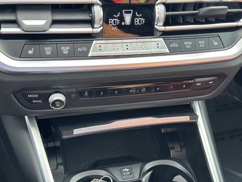 Used 2022 BMW 330i 330i Sedan North America RWD w/ M Sport Package image 19