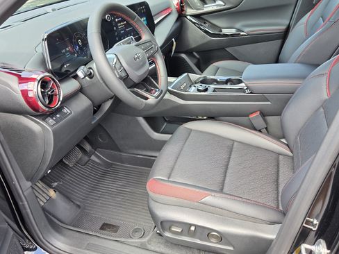 New 2027 Chevrolet Equinox RS w/ LPO, Floor Liner Package FWD image 5