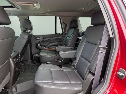Used 2020 Chevrolet Tahoe Premier AWD/4WD image 14