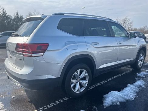 Used 2019 Volkswagen Atlas SE w/ Towing Package image 4