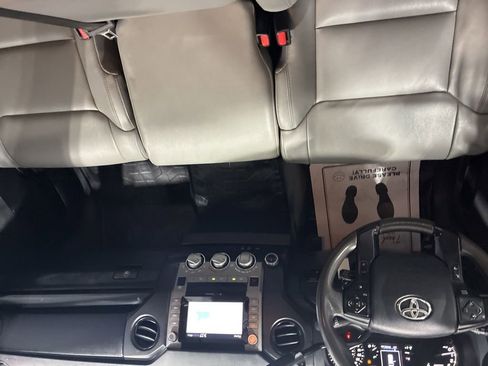 Used 2020 Toyota Tundra SR image 32