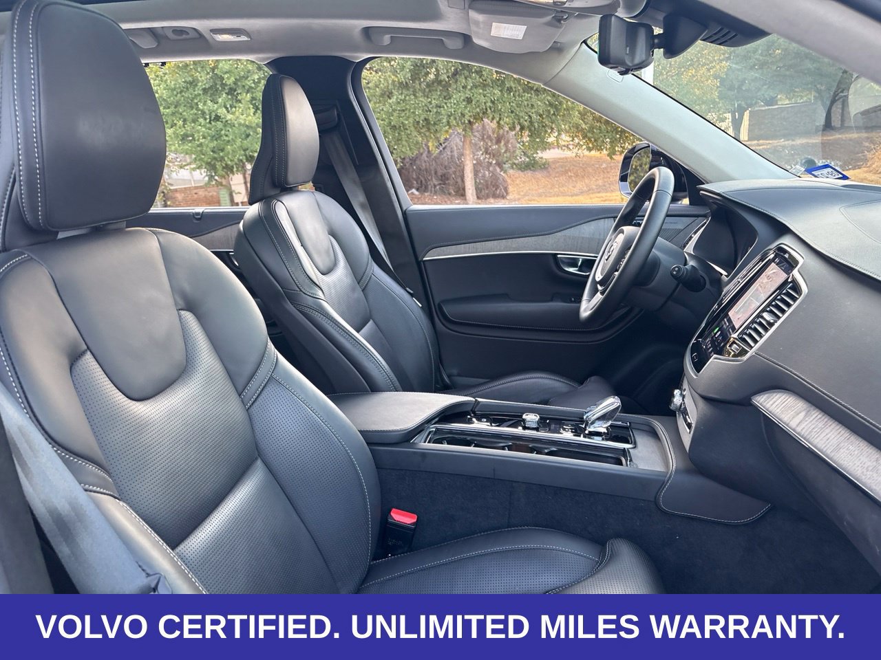 Certified 2025 Volvo XC90 B6 Ultra w/ Lounge Package AWD/4WD image 16