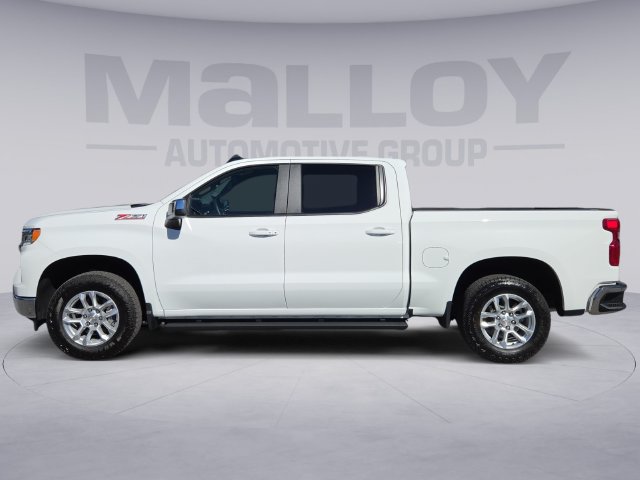 Used 2026 Chevrolet Silverado 1500 LT w/ Z71 Off-Road Package AWD/4WD image 2