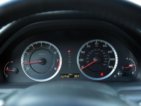 Used 2010 Honda Accord EX-L image 19