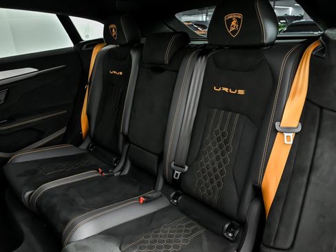 Used 2023 Lamborghini Urus Performante image 28