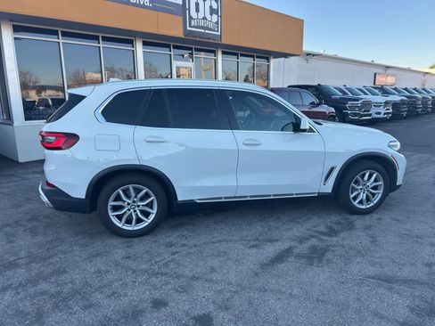 Used 2021 BMW X5 sDrive40i w/ Premium Package 2 image 39