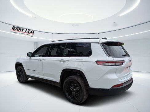 New 2026 Jeep Grand Cherokee L 2WD image 5
