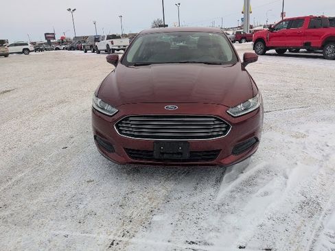 Used 2014 Ford Fusion S image 3