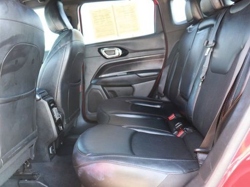 Used 2023 Jeep Compass Trailhawk image 12