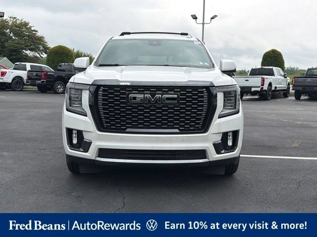 Used 2023 GMC Yukon XL Denali Ultimate AWD/4WD image 2