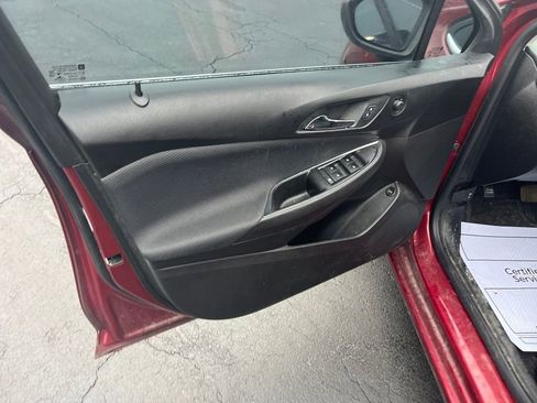 Used 2018 Chevrolet Cruze LT w/ LPO, Black Nameplate Package image 18