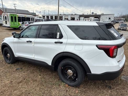 New 2026 Ford Explorer 4WD Police Interceptor image 5