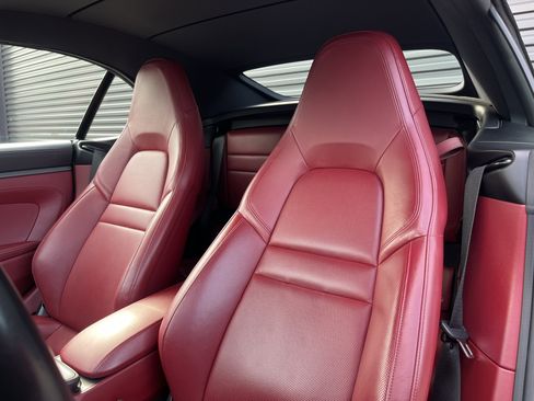 Certified 2022 Porsche 911 Carrera image 15