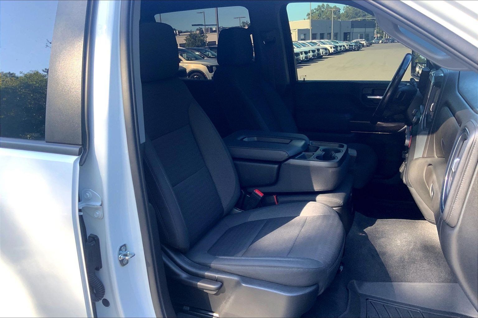 Used 2023 Chevrolet Silverado 2500 LT w/ Convenience Package AWD/4WD image 9
