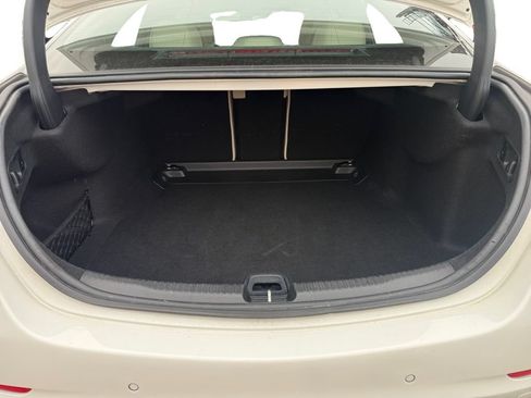 Used 2025 Mercedes-Benz C 300 4MATIC Sedan image 10