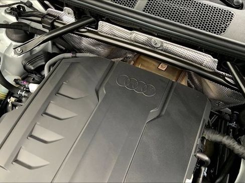 Used 2025 Audi Q5 Premium Plus AWD/4WD image 17