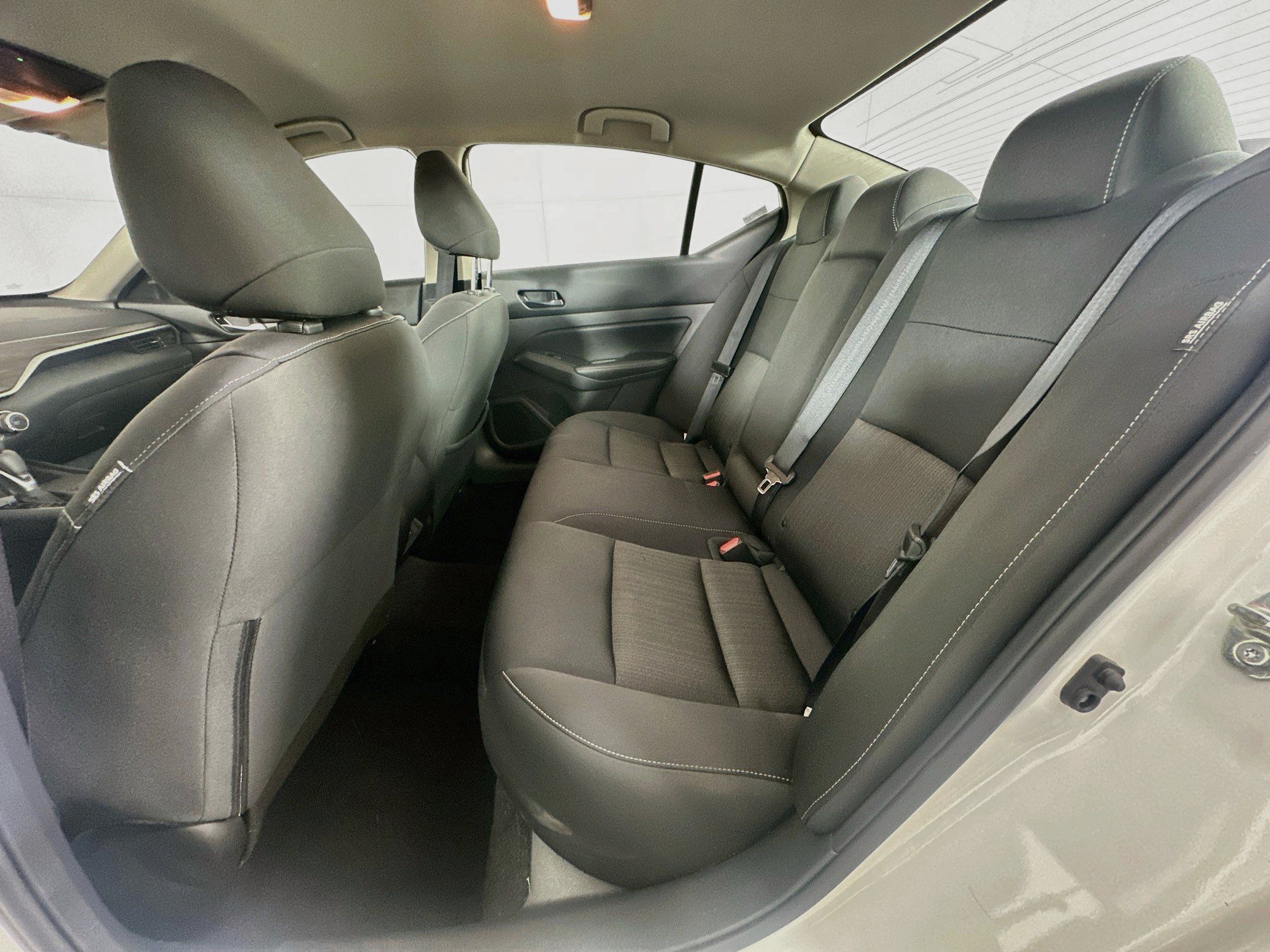 Used 2025 Nissan Altima 2.5 SV FWD image 26