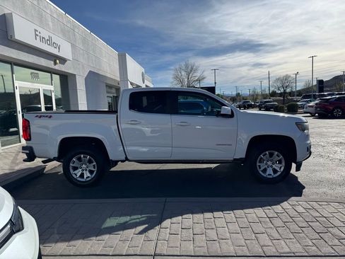 Used 2018 Chevrolet Colorado LT w/ LT Convenience Package image 9