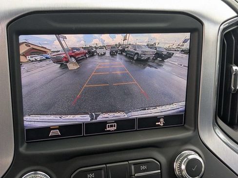 Used 2022 GMC Sierra 1500 SLT w/ SLT Premium Plus Package AWD/4WD image 22