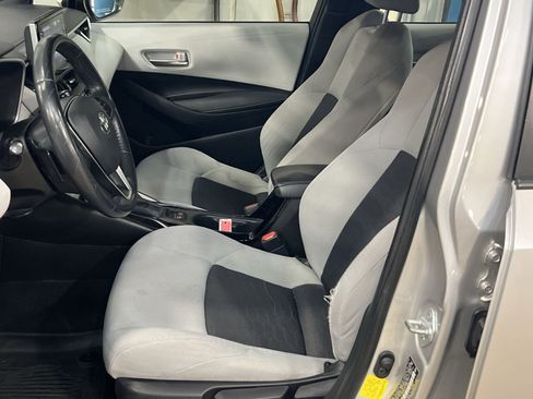 Used 2020 Toyota Corolla SE FWD image 12