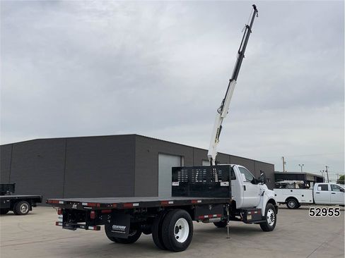 Used 2022 Ford F650 2WD Regular Cab Super Duty image 17