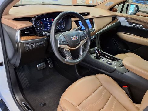 Certified 2023 Cadillac XT5 Sportv w/ Platinum Package image 19