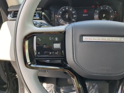 Used 2025 Land Rover Range Rover Velar S image 26