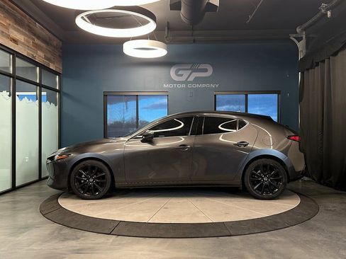 Used 2019 MAZDA MAZDA3 AWD Hatchback w/ Premium Pkg image 6