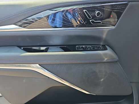 New 2026 Cadillac Escalade IQ Sport 1 w/ LPO, ONYX Package image 28