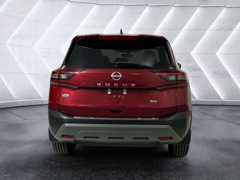 Used 2022 Nissan Rogue SV FWD image 5
