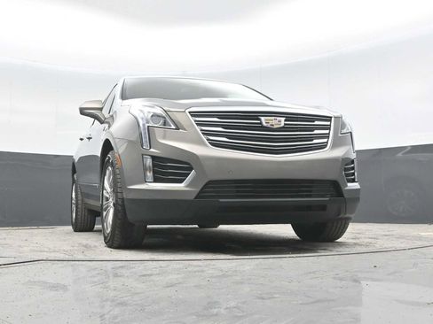 Used 2019 Cadillac XT5 Luxury AWD/4WD image 41