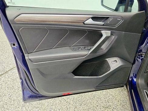Used 2024 Volkswagen Tiguan SEL R-Line w/ MDO Package, Two-Row image 11
