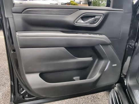 Used 2023 GMC Yukon XL SLT w/ SLT Luxury Package RWD image 23