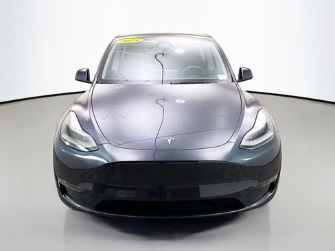 Used 2024 Tesla Model Y Performance AWD/4WD image 2