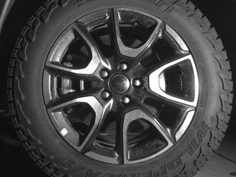 Used 2025 Jeep Compass Trailhawk image 12