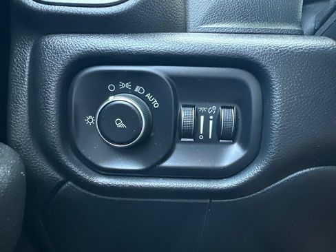 Used 2019 RAM 2500 Tradesman AWD/4WD image 43