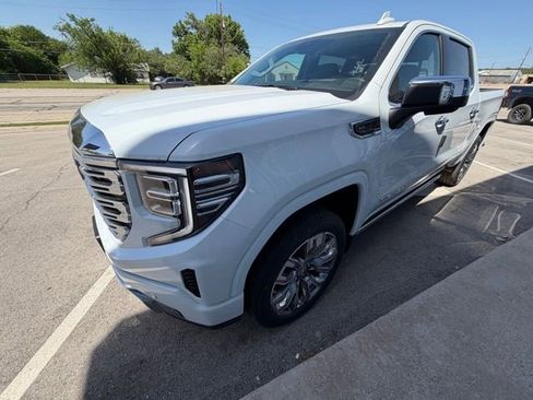 New 2026 GMC Sierra 1500 Denali w/ Denali Reserve Package AWD/4WD image 11