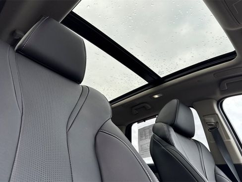 Certified 2025 Acura MDX w/ Technology Package image 22