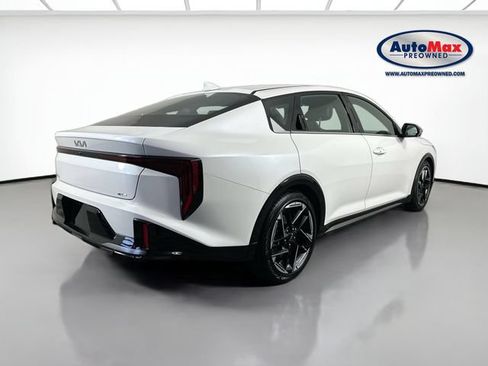 Used 2025 Kia K4 GT-Line w/ GT-Line Premium Package FWD image 2