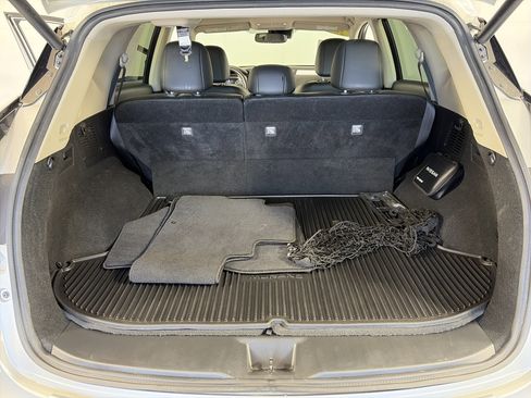 Used 2023 Nissan Murano SL w/ Cargo Package AWD/4WD image 13