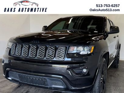 Used 2019 Jeep Grand Cherokee Altitude