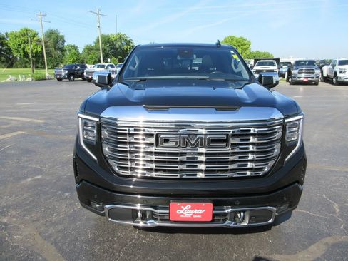 Certified 2023 GMC Sierra 1500 Denali AWD/4WD image 14