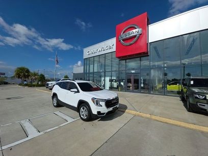 Used 2023 GMC Terrain SLE w/ Driver Convenience Package