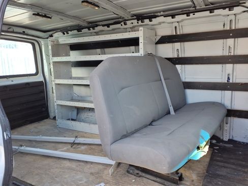 Used 2017 GMC Savana 2500 2500 image 13