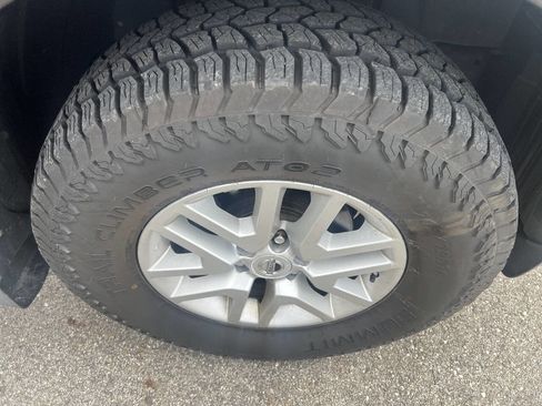 Used 2016 Nissan Frontier SV AWD/4WD image 21