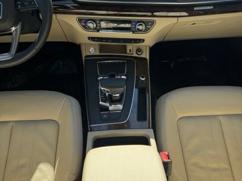 Used 2018 Audi Q5 2.0T Premium Plus AWD/4WD image 22