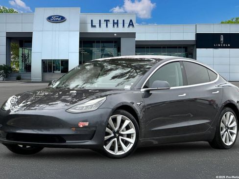 Used 2018 Tesla Model 3 Long Range image 1