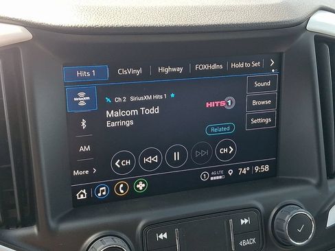 Used 2023 GMC Terrain SLT w/ Elevation Edition FWD image 17