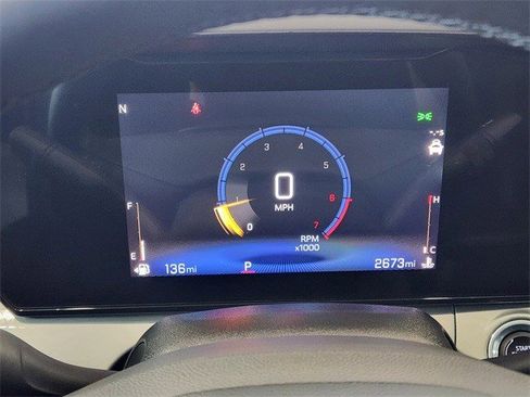 Certified 2025 Chevrolet Trax LT w/ Driver Confidence Package image 16