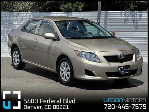 Used 2010 Toyota Corolla LE FWD image 1